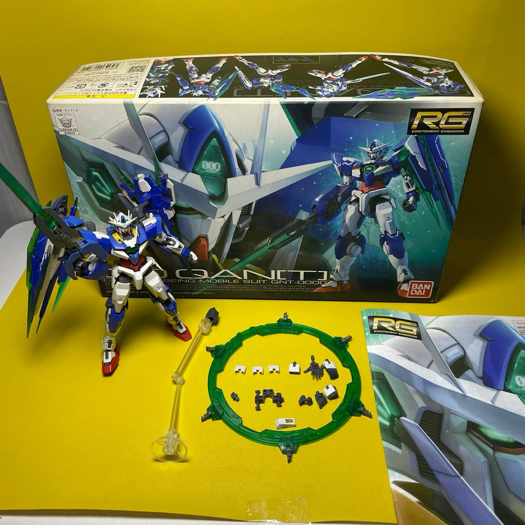 RG Gundam 00 Qant Bandai 1/144 + full saber parts Second Rakit