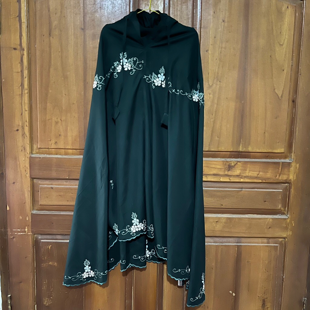 PRELOVED MUKENA DEWASA IJO BOTOL