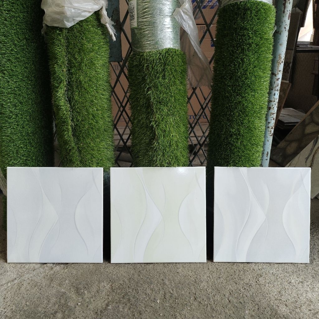 KERAMIK 30X30 GLOSSY PUTIH MOTIF MARMER SALUR BIRU - ABU - HIJAU