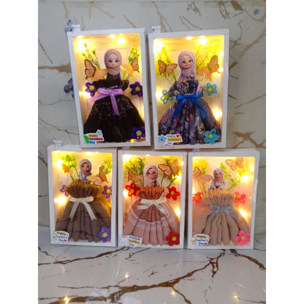 gift box frame bingkai hari guru | hijab