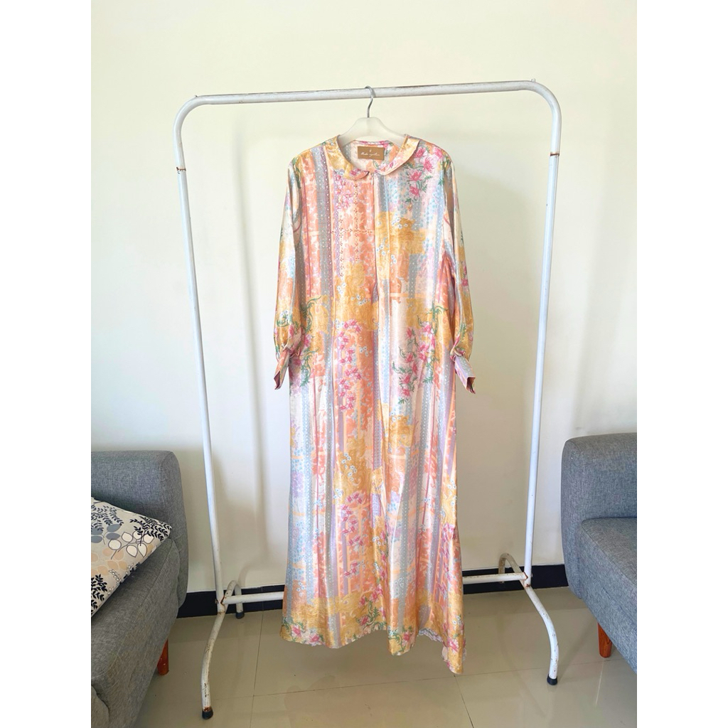 Preloved (like NEW)- MUDA official ISVARA DRESS - sanset