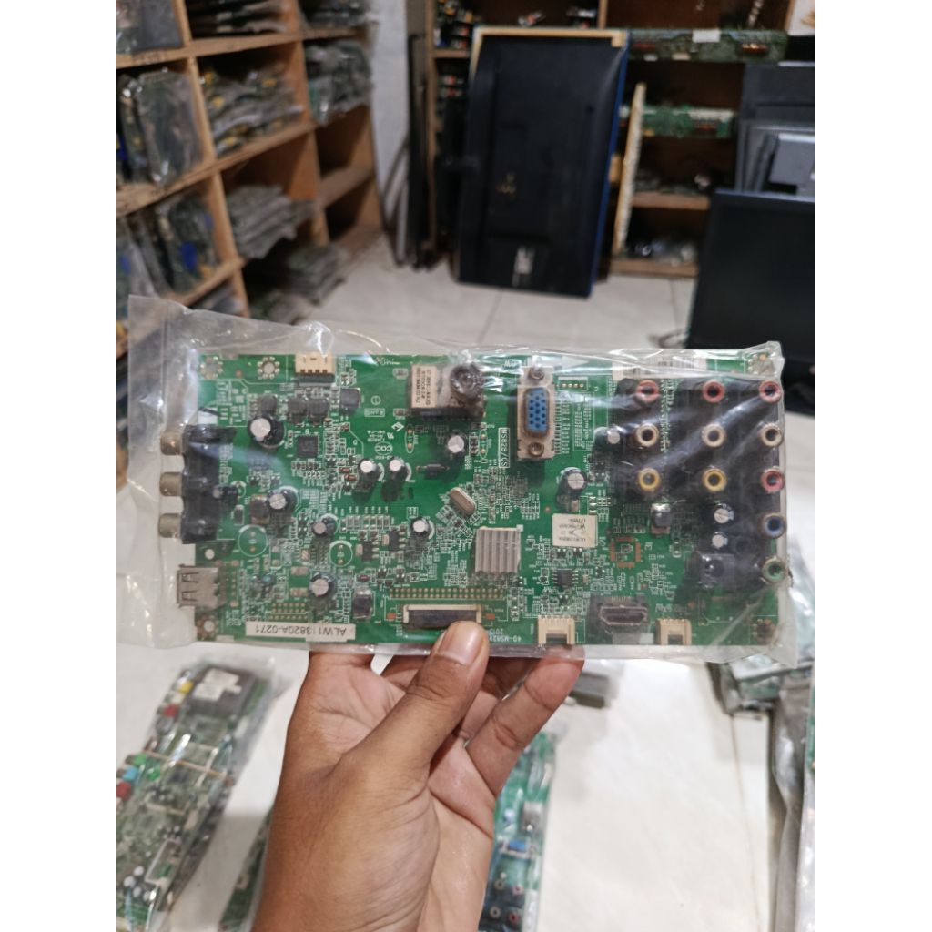MB MOBO MAINBOARD MODULE MESIN TV TCL L17D20B MB TCL L 17D20B