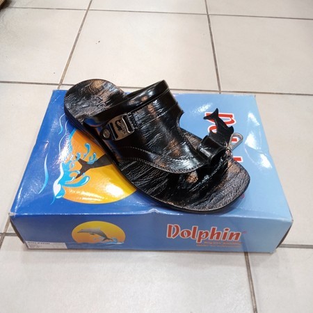 Dolphin sandal slide pria kulit asli d.19 classic series sandal pria merek dolphin kulit
