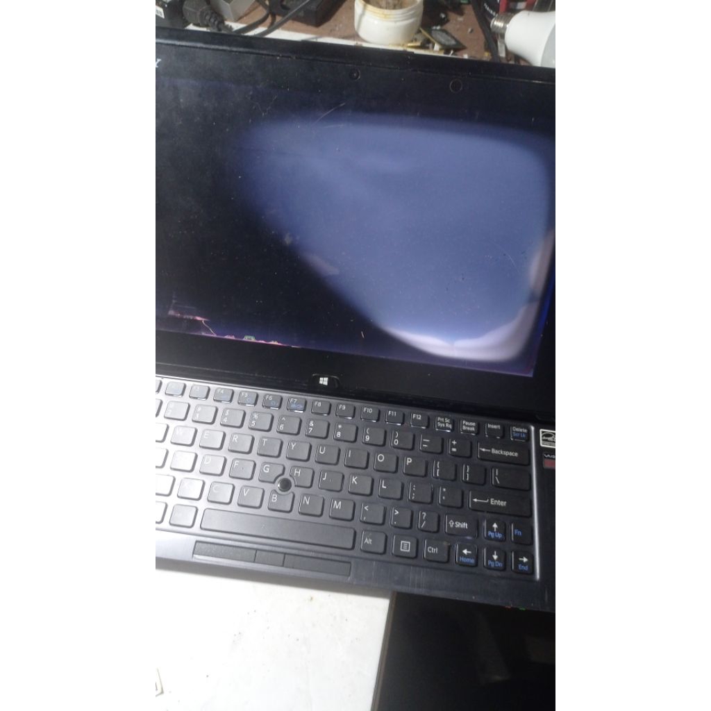 Sony Vaio ultrabook bisa tablet minus pecah layar