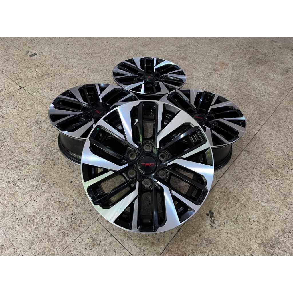 VELG FORTUNER TRD RING 18 PCD 6X139 ORIGINAL