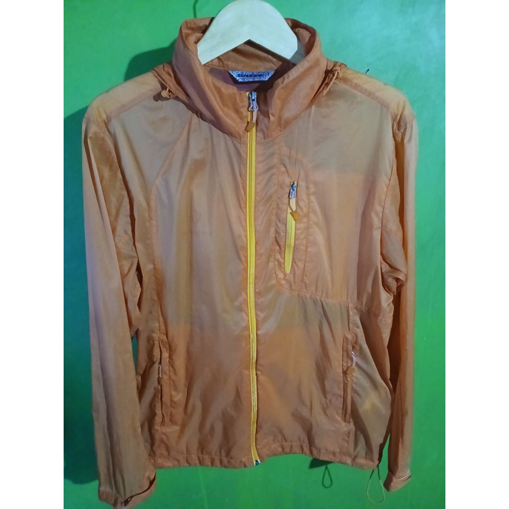 Jaket Running Blackyack