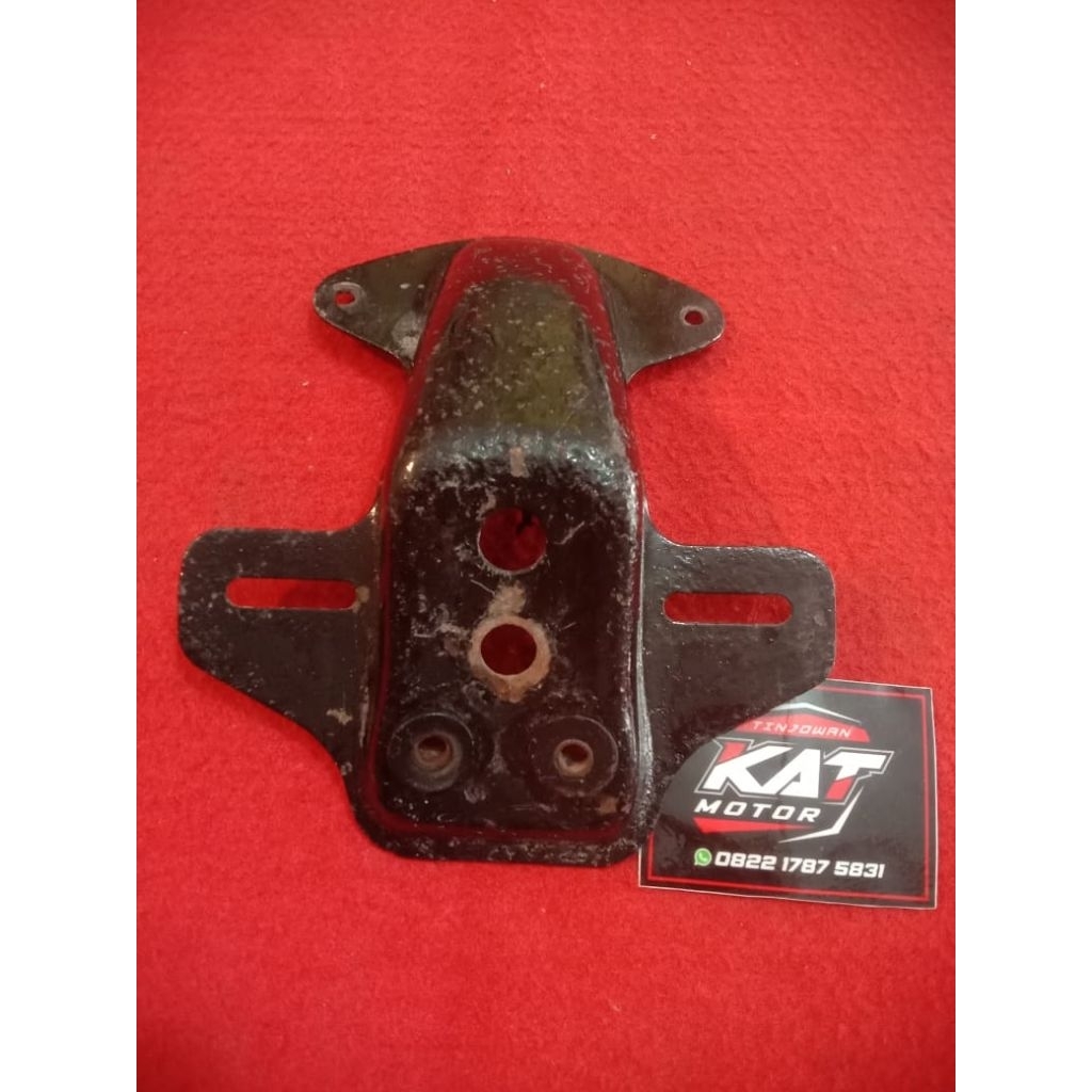 Pangkon Lampu stop cb 100 k5. second original