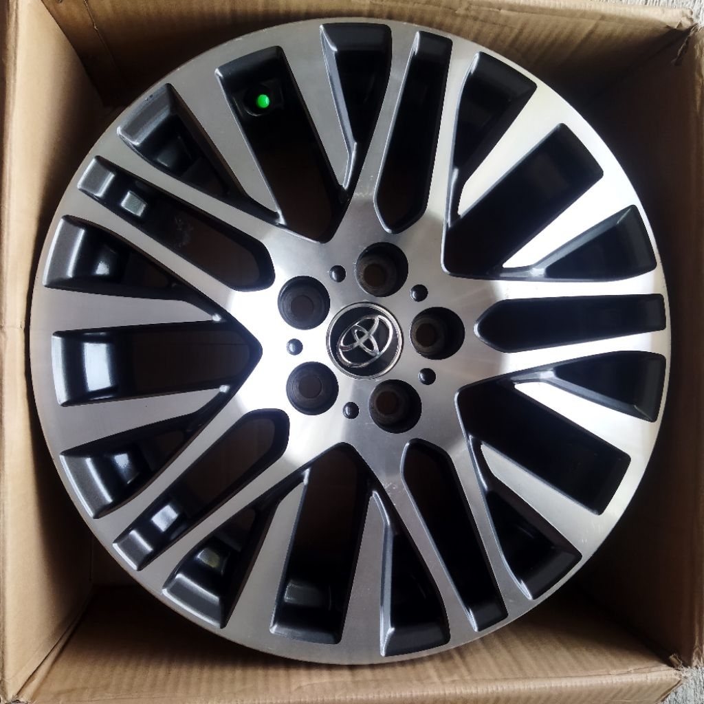 velg alphard vellfire R18 original toyota. satuan