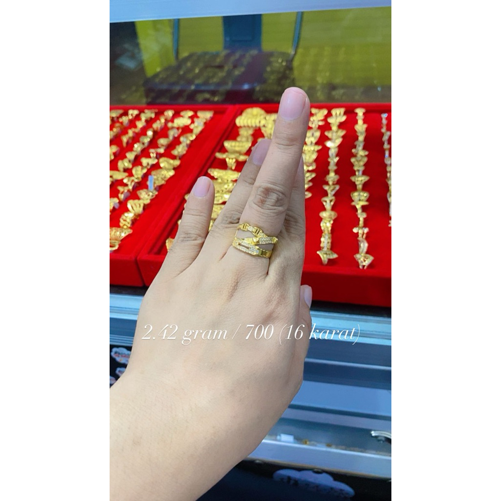 cincin 2,42 gram kadar 700