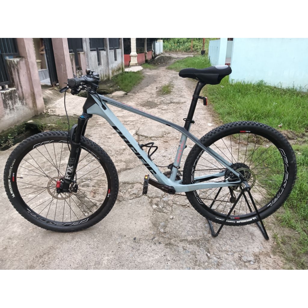 sepeda pacific armour 800