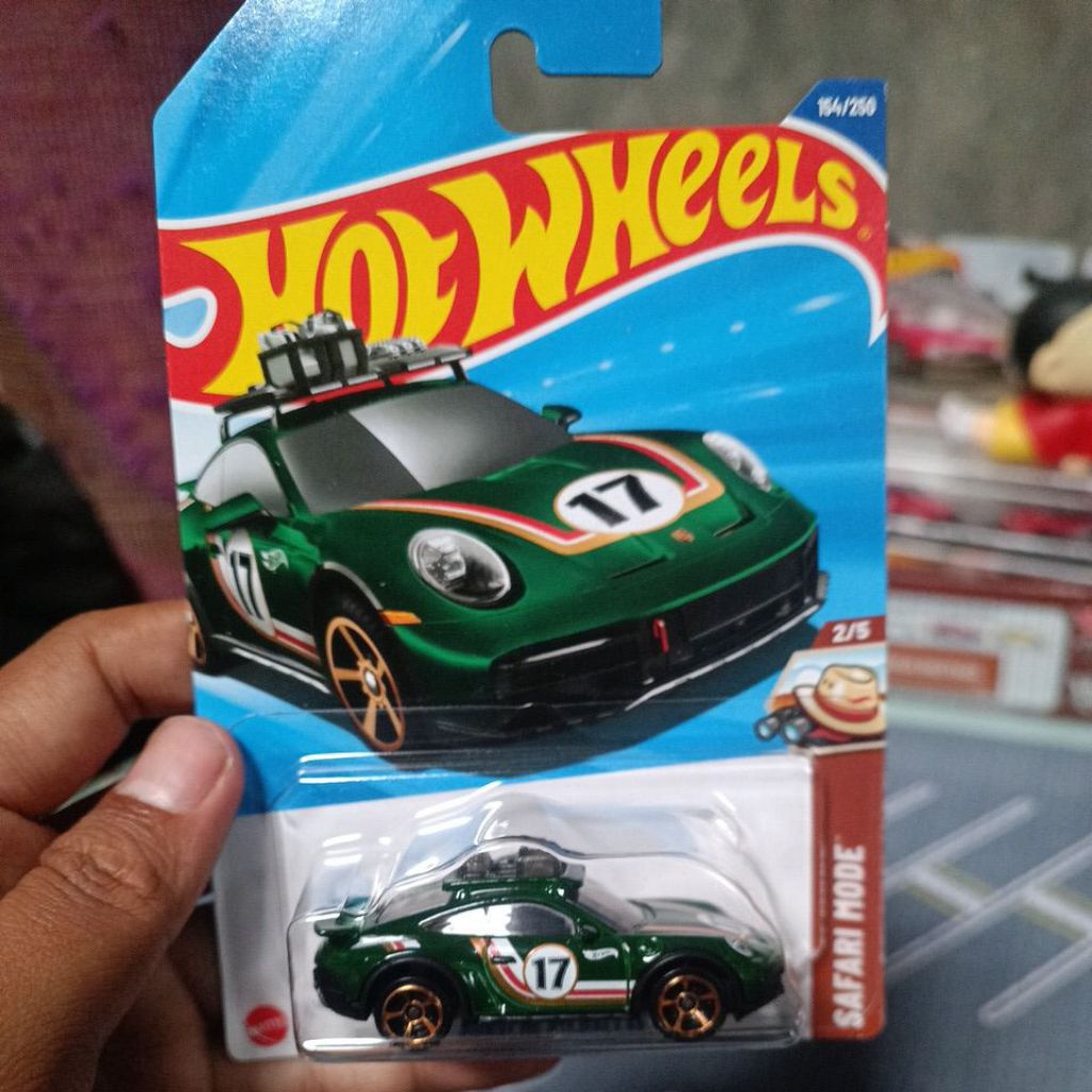 Hot wheels porsche 911 rallye