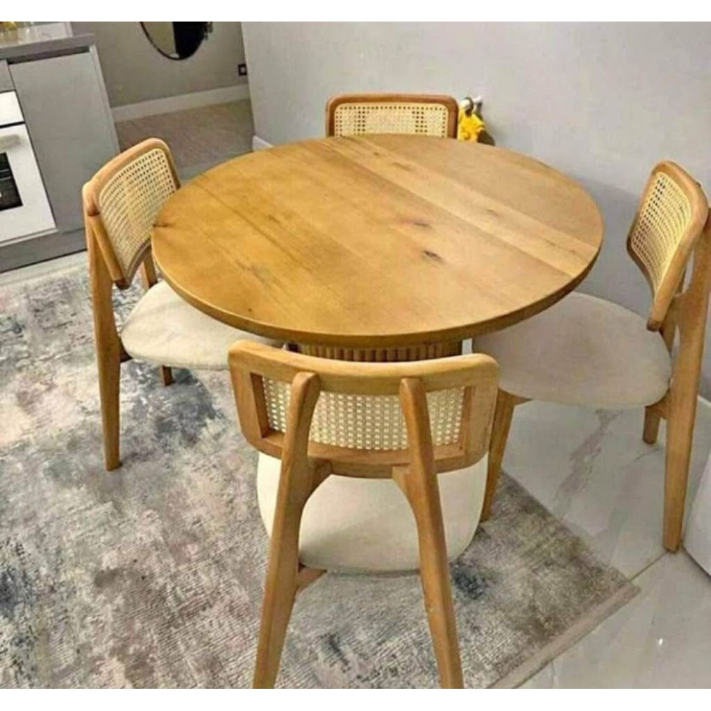 meja makan bulat minimalis/meja makan bulat minimalis 4 kursi/meja makan bulat kayu jati/meja makan 