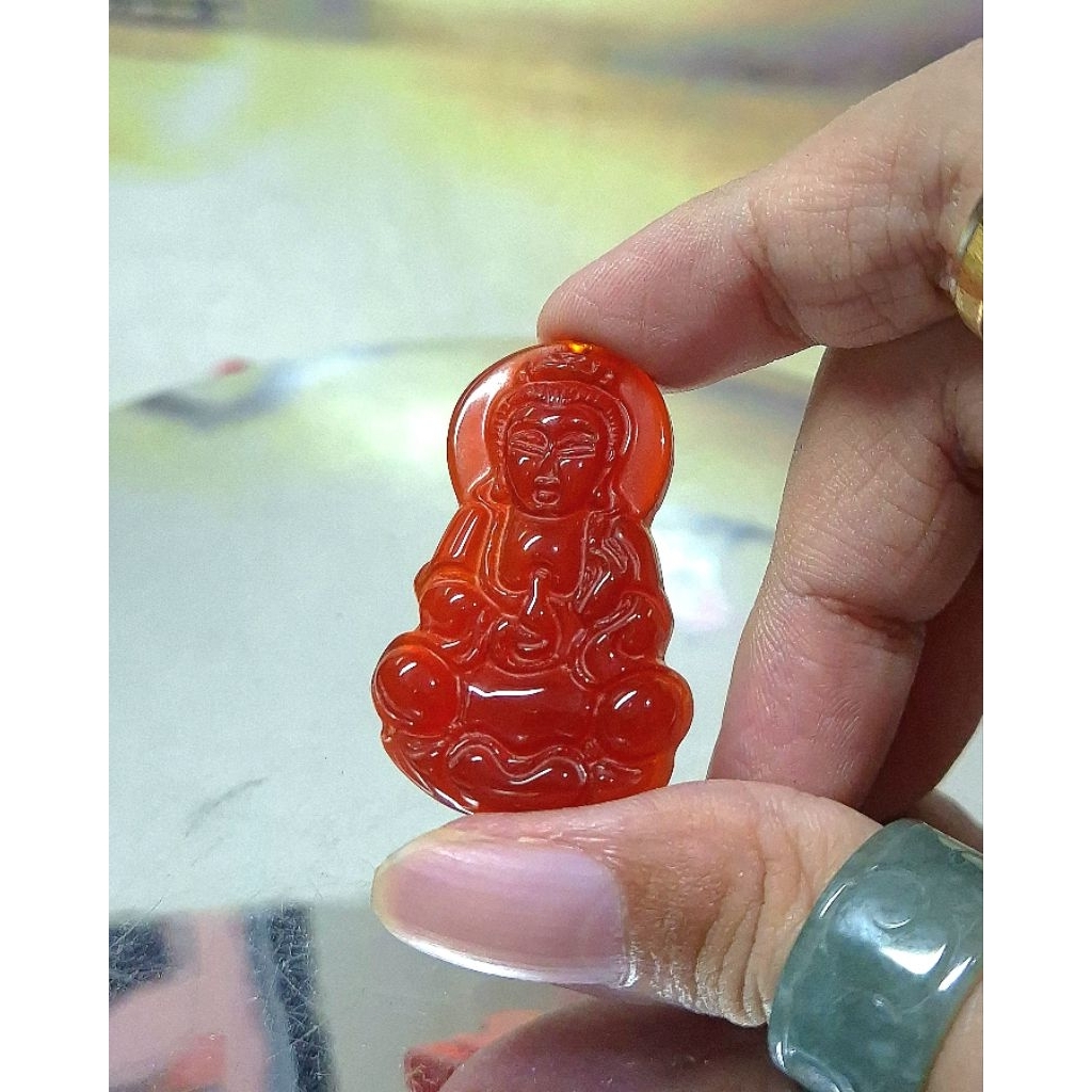 BA1842 Liontin Chalcedony Avalokitesvara Guan Yin Bersertifikat