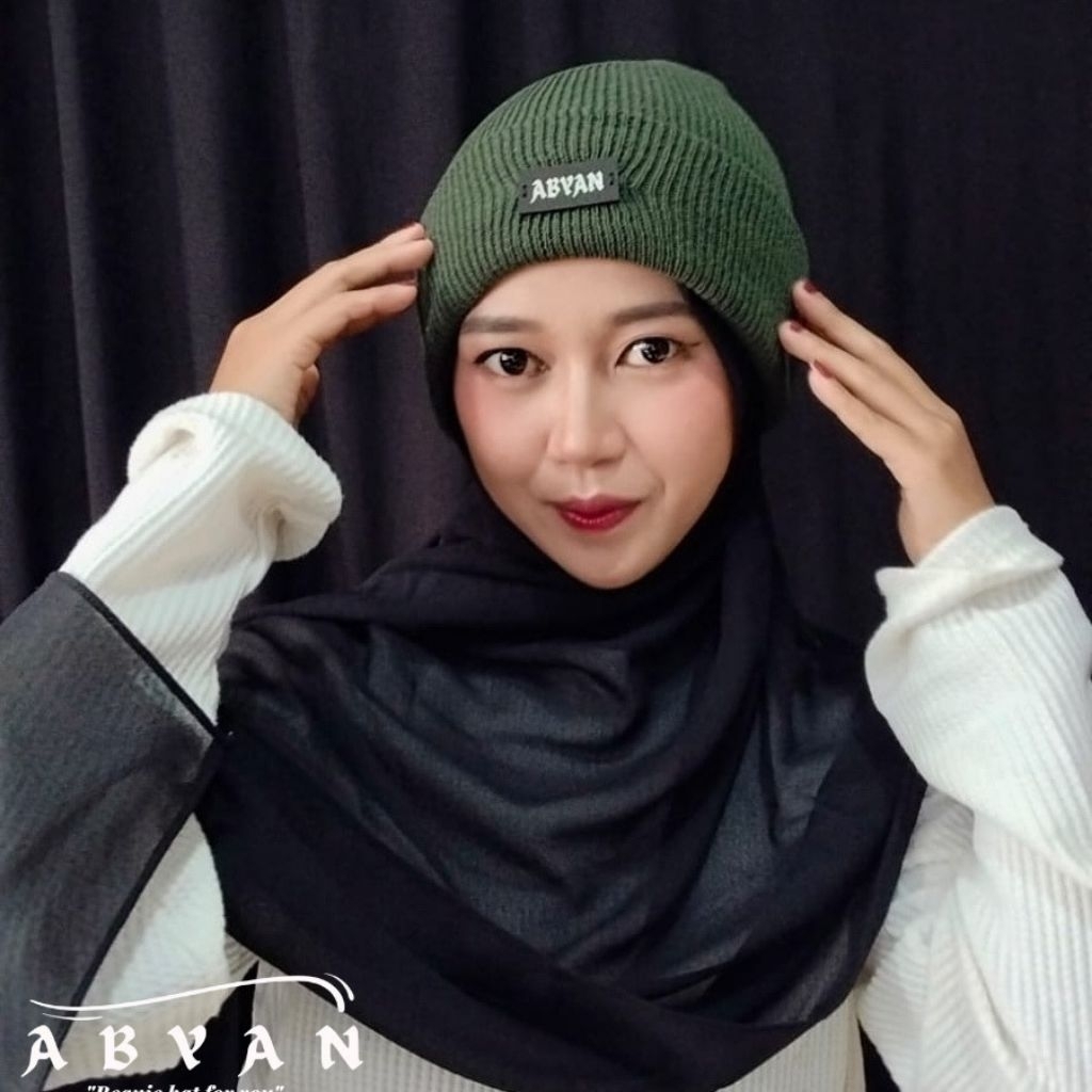 topi kupluk hijab wanita bahan rajut tebal dan nyaman