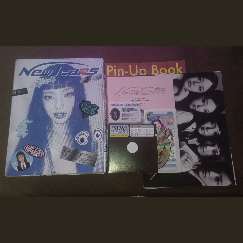NewJeans Bluebook Hyein Album Only