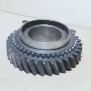 gigi 1 persneling transmisi L300 diesel copotan