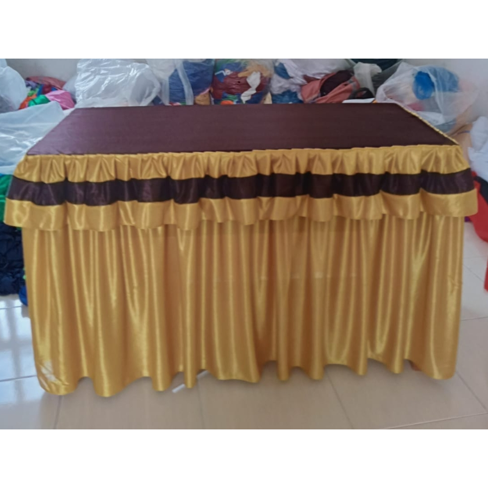 Cover Meja Prasmanan Renda Ukuran 180 x 60 x 75 cm (P x L x T)