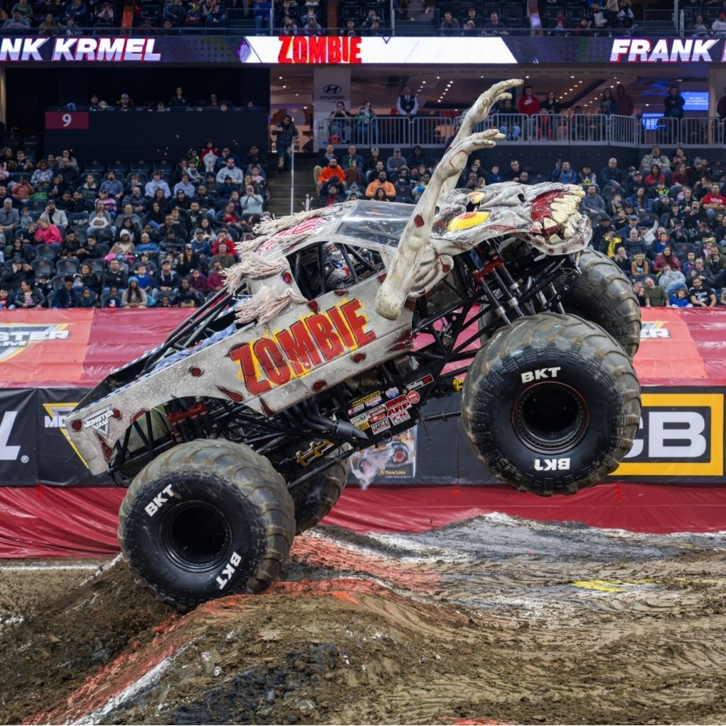 MONSTER JAM SERI 43 MONSTER JAM ZOMBIE MONSTER JAM 1:64 MONSTER JAM SERIES 43