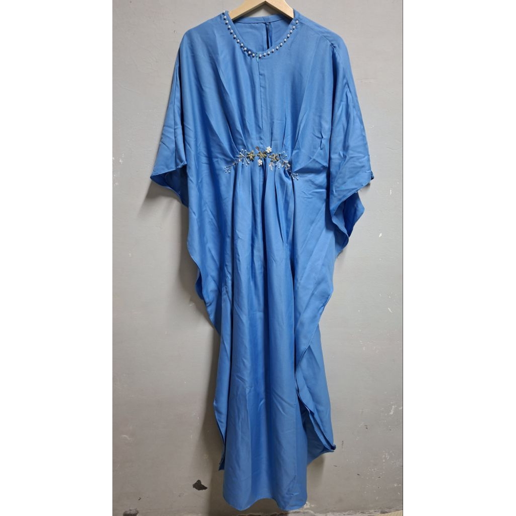 kaftan bahan moscrepe, ada tali di dalam bisa untuk sesuaikan bentuk badan
