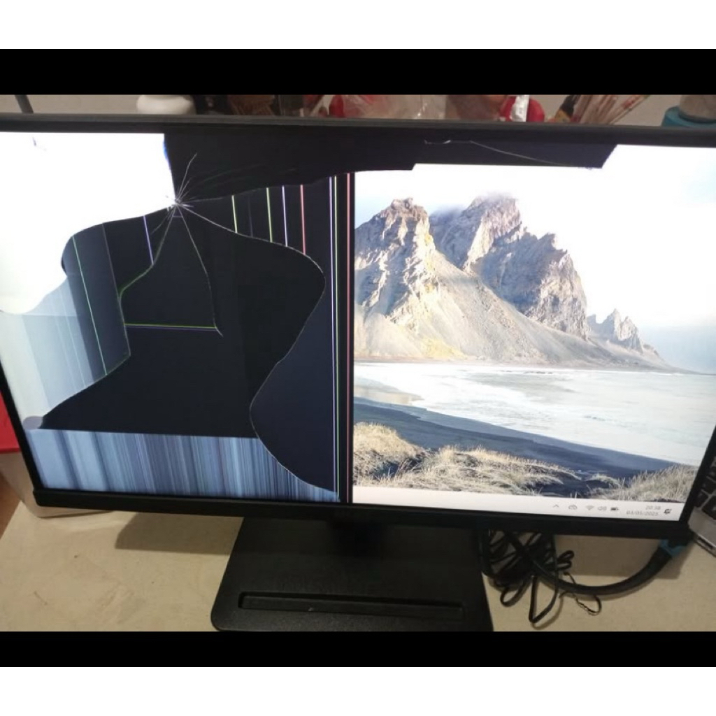 Monitor MSI Pro MP223 E2 - 22 in Kondisi Rusak Layar