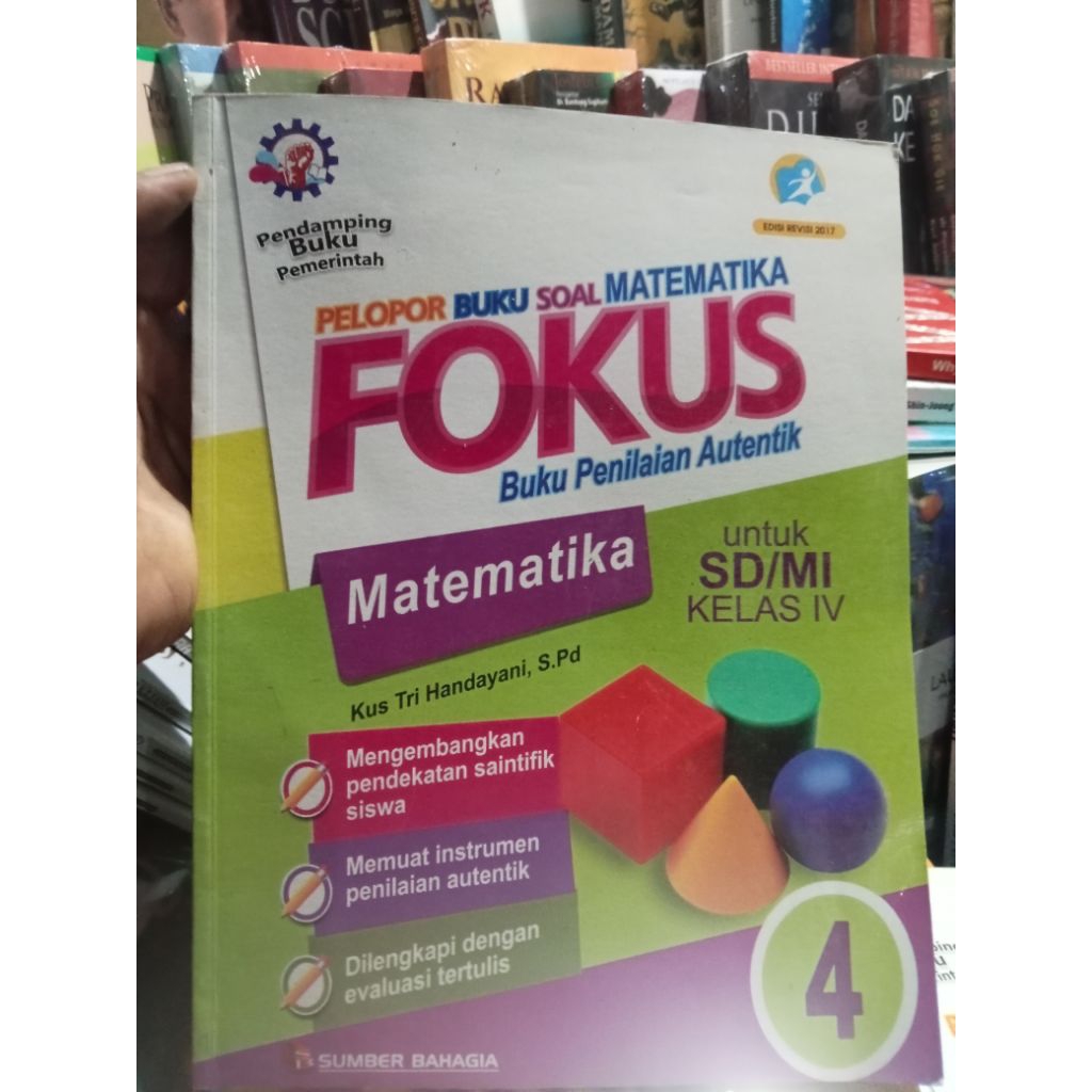 Fokus Matematika SD kelas 4 original