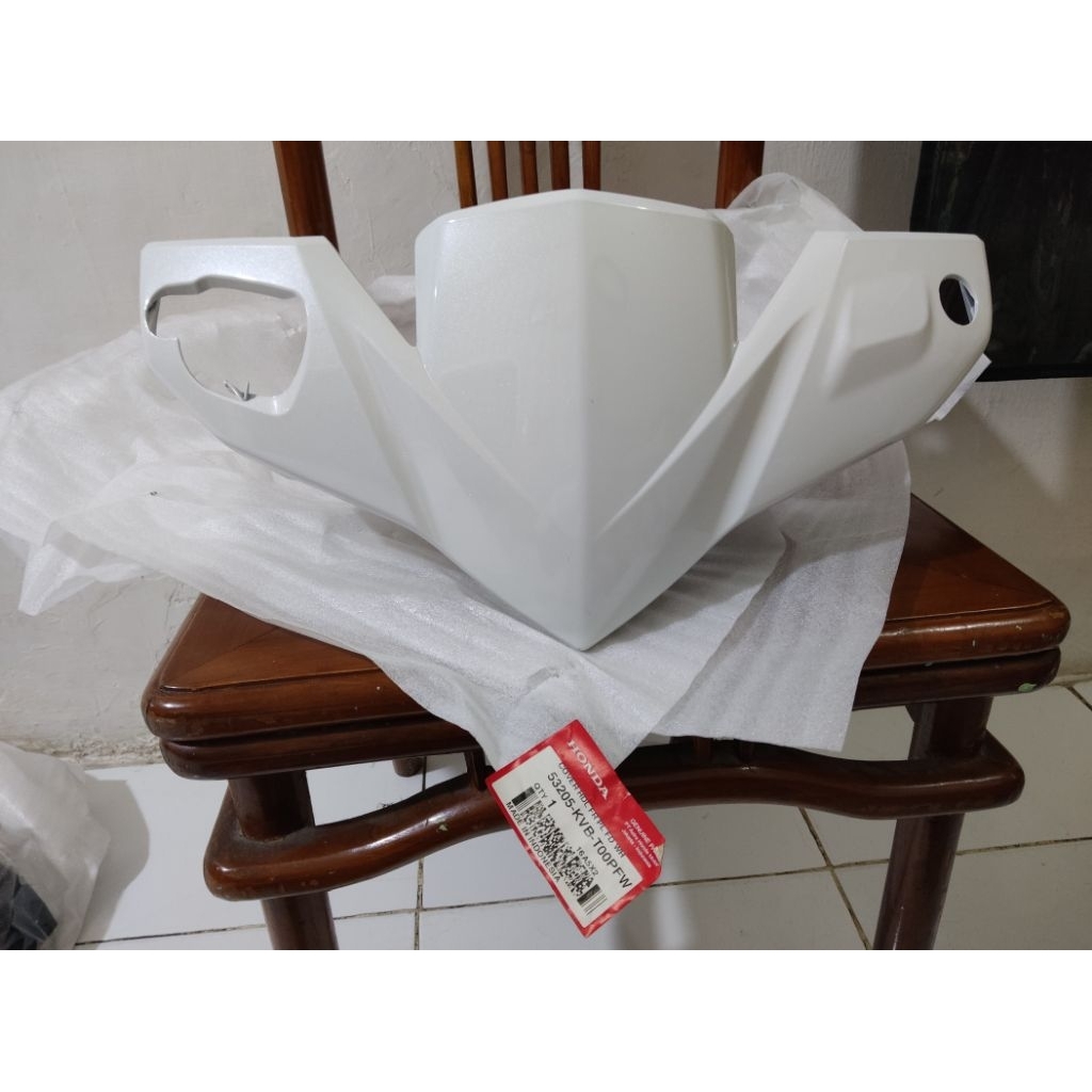 Batok Depan Vario Lama KVB Warna Putih Original AHM | 53205-KVB-T00PFW