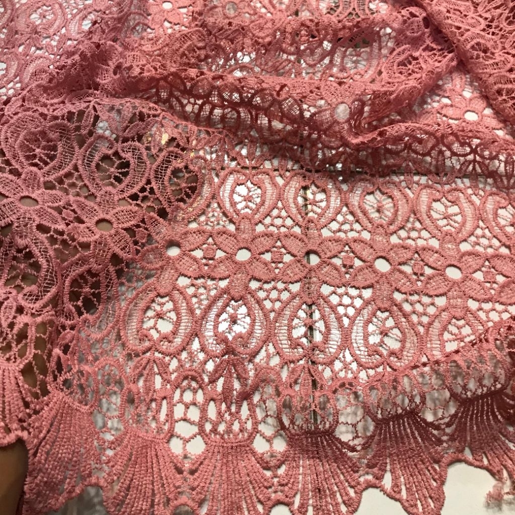 kain brokat Prada Oki - kain Prada import - kain brokat Prada - kain butik