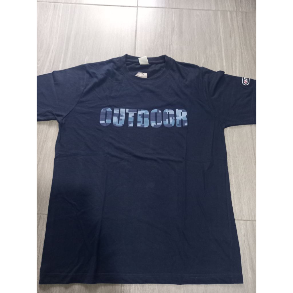 Preloved Kaos Outdoor Size doble L