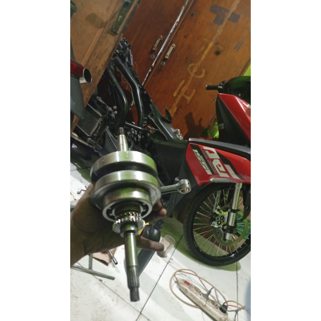 kruk as langkah 68 aerox