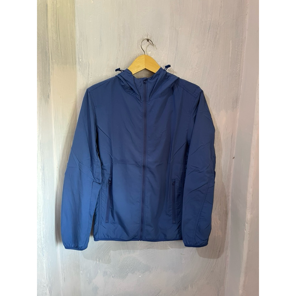 Uniqlo Light Weight Jaket