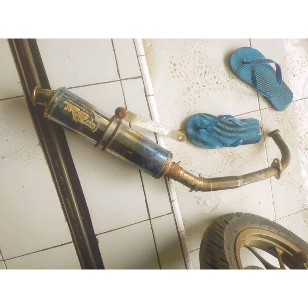 R9 Mugello original Inlet 38 bekas Mio karbu no minus hanya kotor dan lecet pke wajar aj sudah tingg