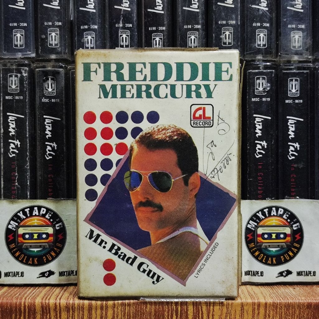 Kaset - Freddie Mercury - Mr Bad Guy - Radio Tape - Kaset Pita - Radio - Pemutar Kaset - Retro - Cla