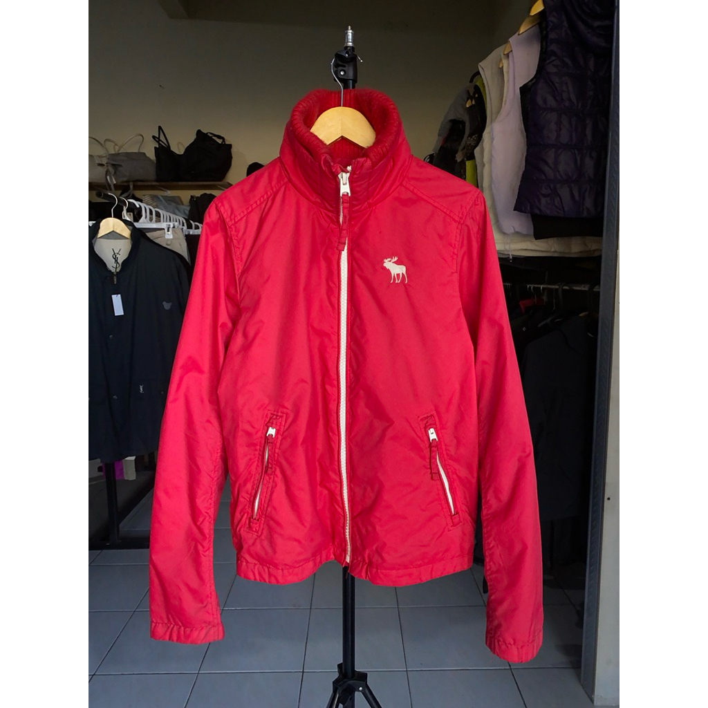 Jaket Abercrombie & Fitch Size M fit L