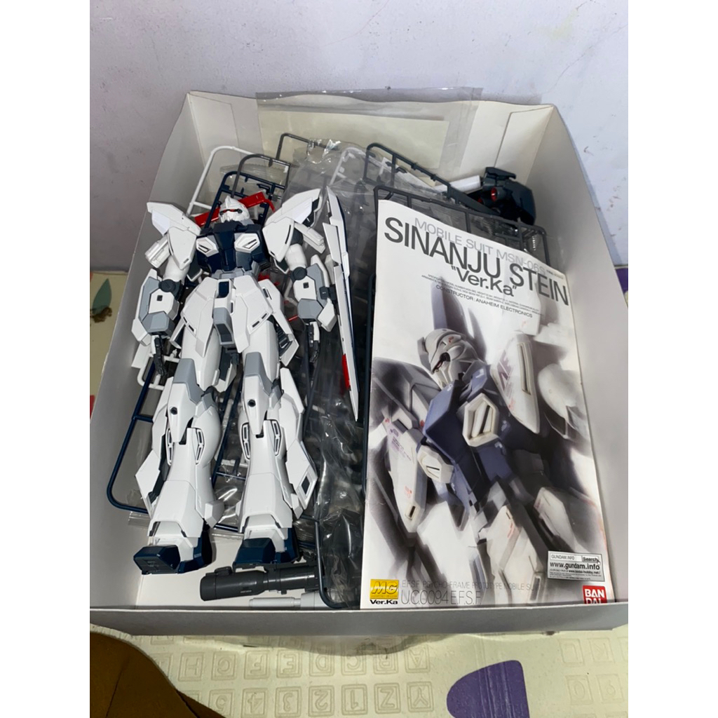 WTS preloved gundam sinanju stein