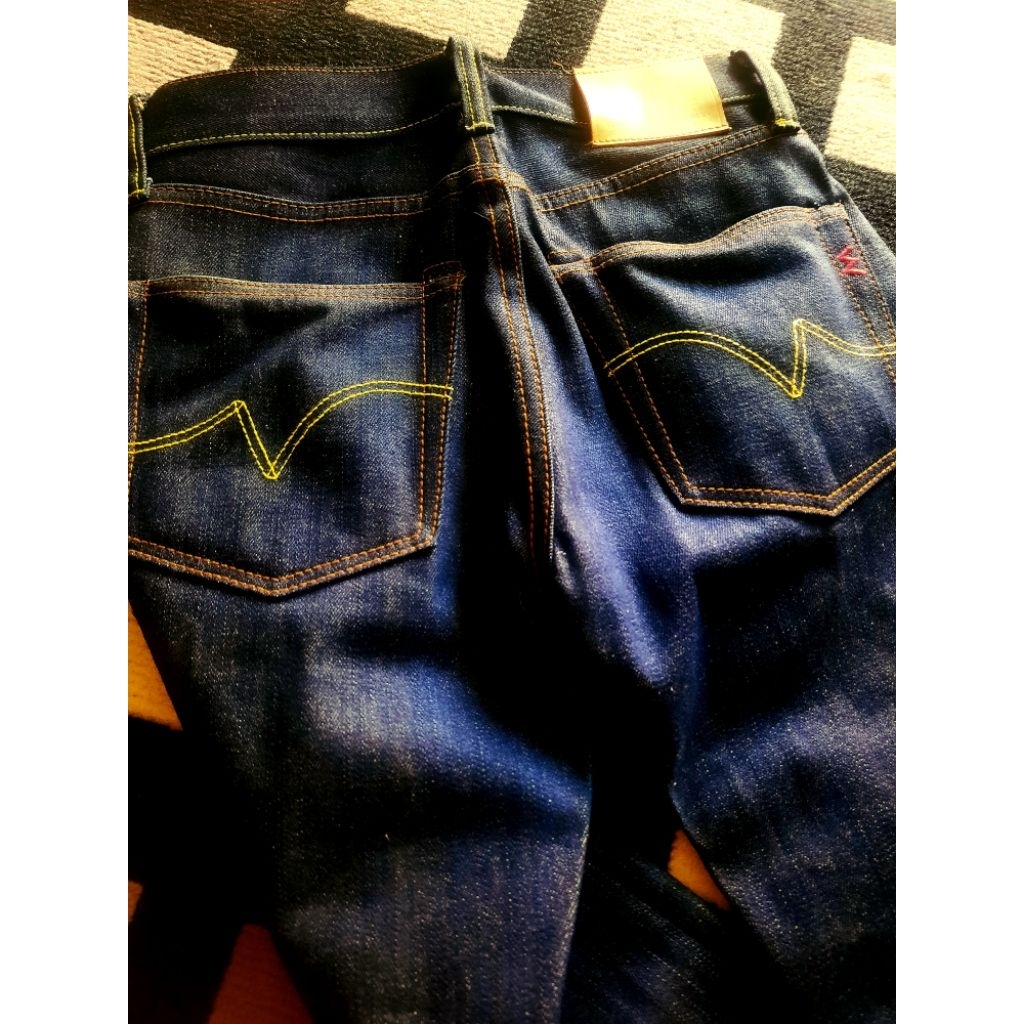 celana denim iron heart second (yang di video)