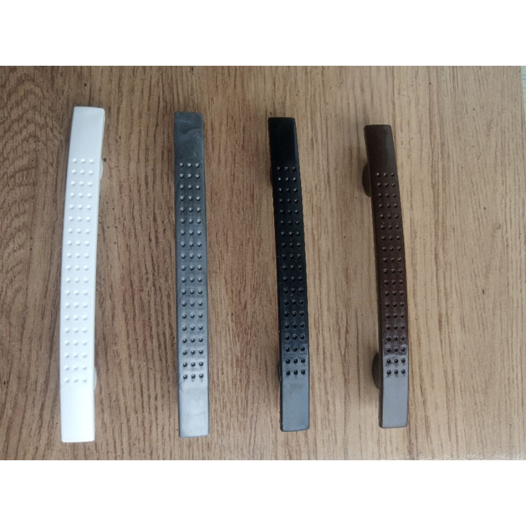 handle pintu / handle lemari / handle laci / handle plastik