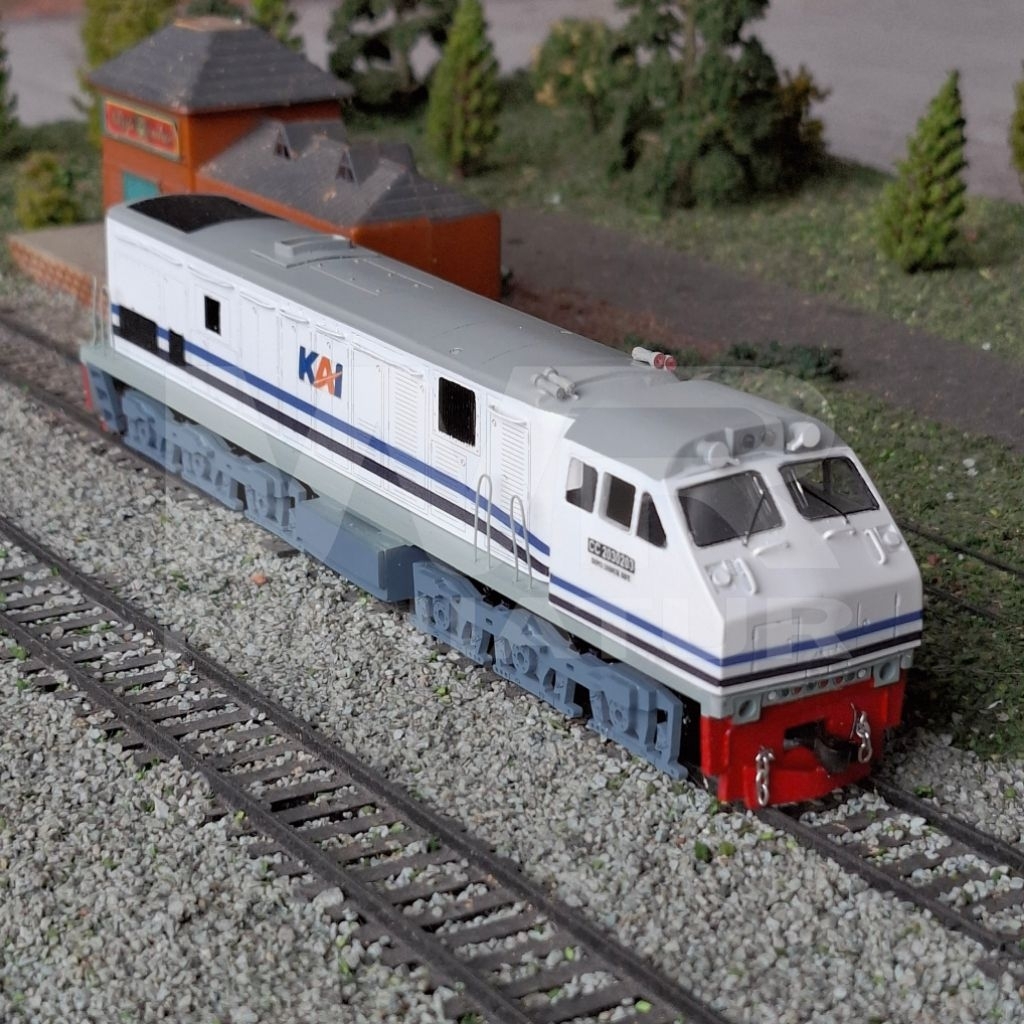 Miniatur Lokomotif Kereta Api Indonesia KAI CC203 WnB Skala HO Medium