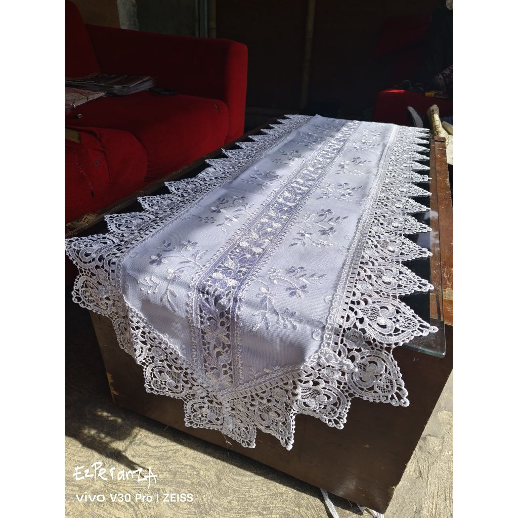 TAPLAK MEJA TAMU/TABLE RUNNER/TAPLAK BUFFET RENDA IMPORT