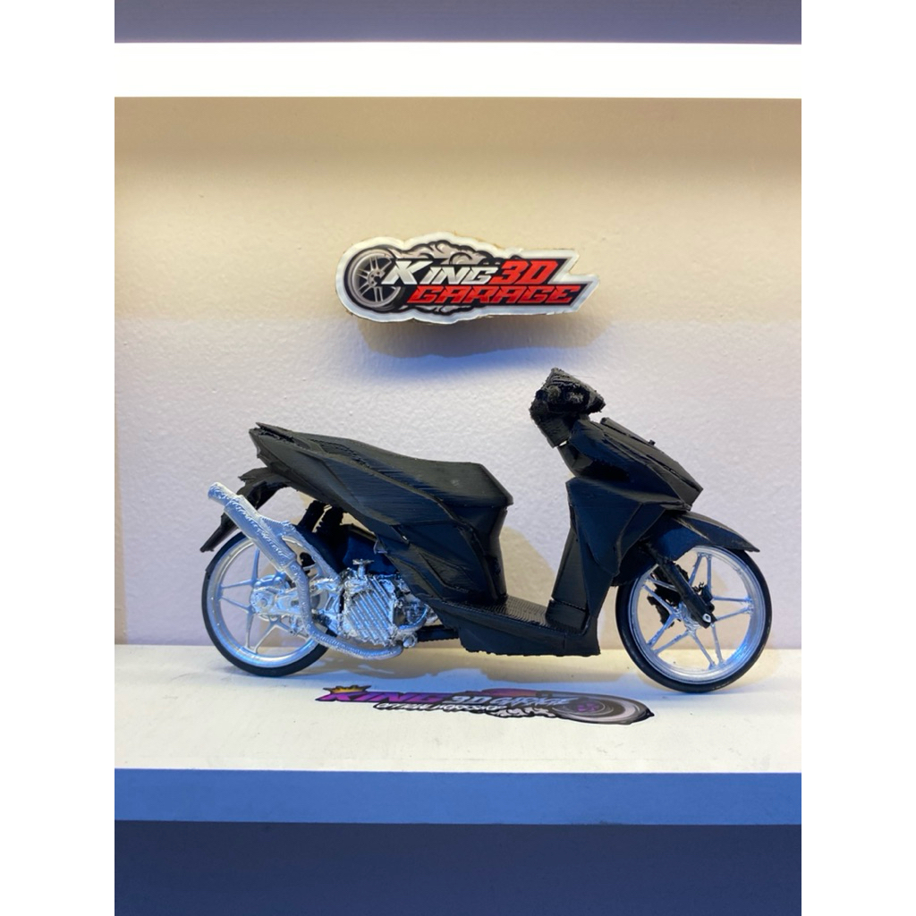 MINIATUR MOTOR VARIO LED OLD bongkar pasang 3D print skala 12