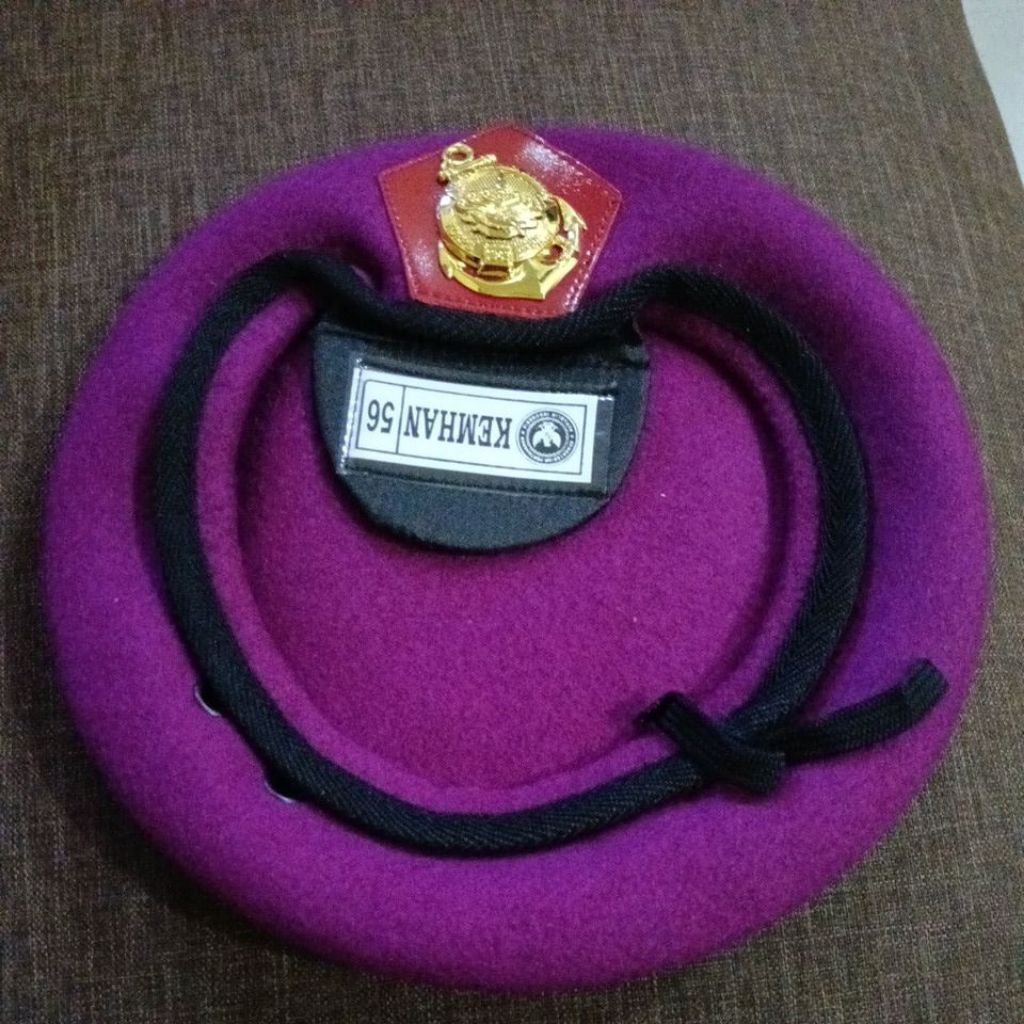 Baret marinir + emblem original jatah + sudah jahit