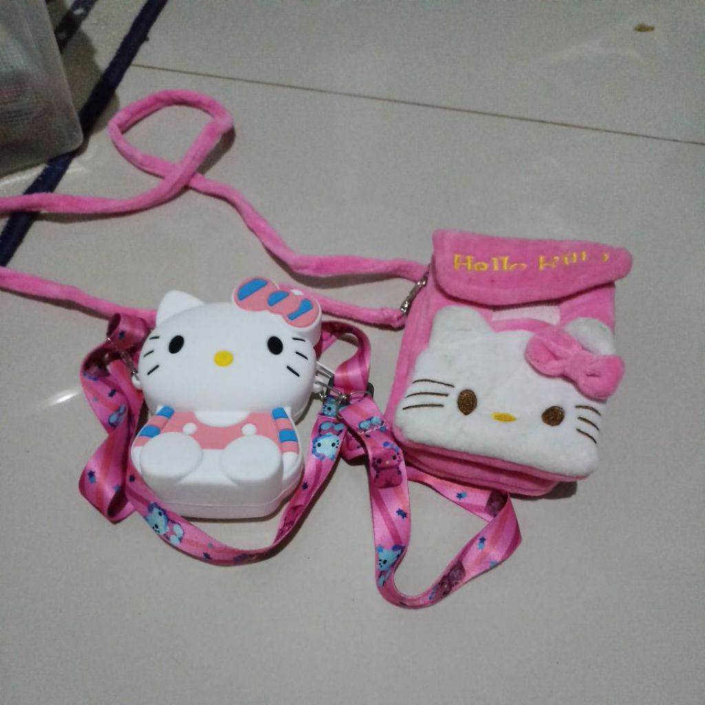 preloved  tas  hello kitty