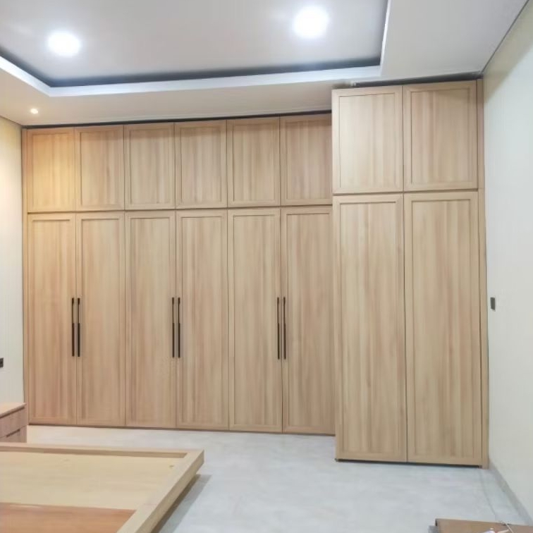 lemari pakaian custom / custom lemari pakaian hpl / lemari pakaian