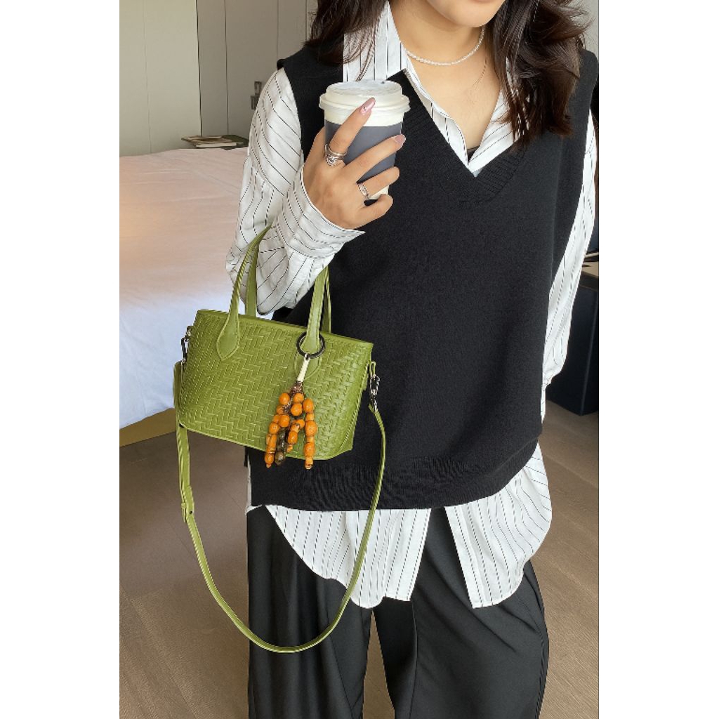 READY HIMA Tas Anyam Green - Tas fashion by madelyn