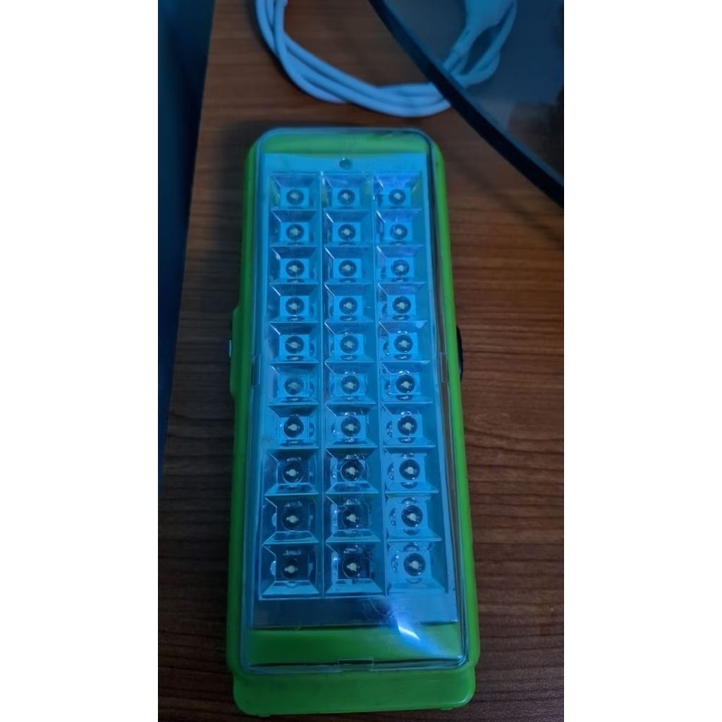 lampu emergency mati lampu cas charge murah 30 led tahan lama jamin