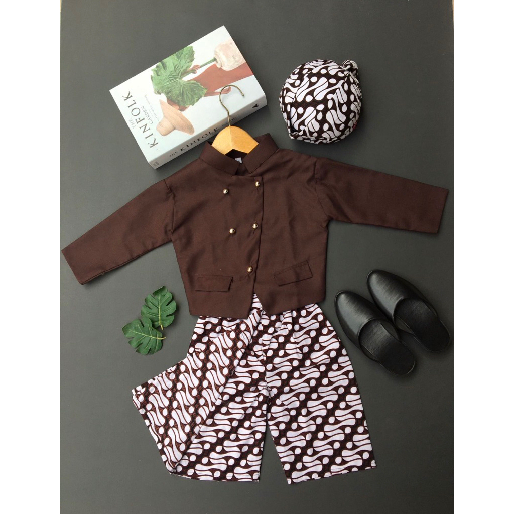 setelan beskap adat jawa anak warna mahogany (baju beskap rok celana balngkon ) anak usia 0-13tahun 