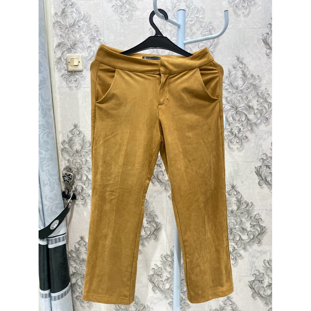 PRELOVED CELANA WANITA MISSISSIPPI BY DALNIM