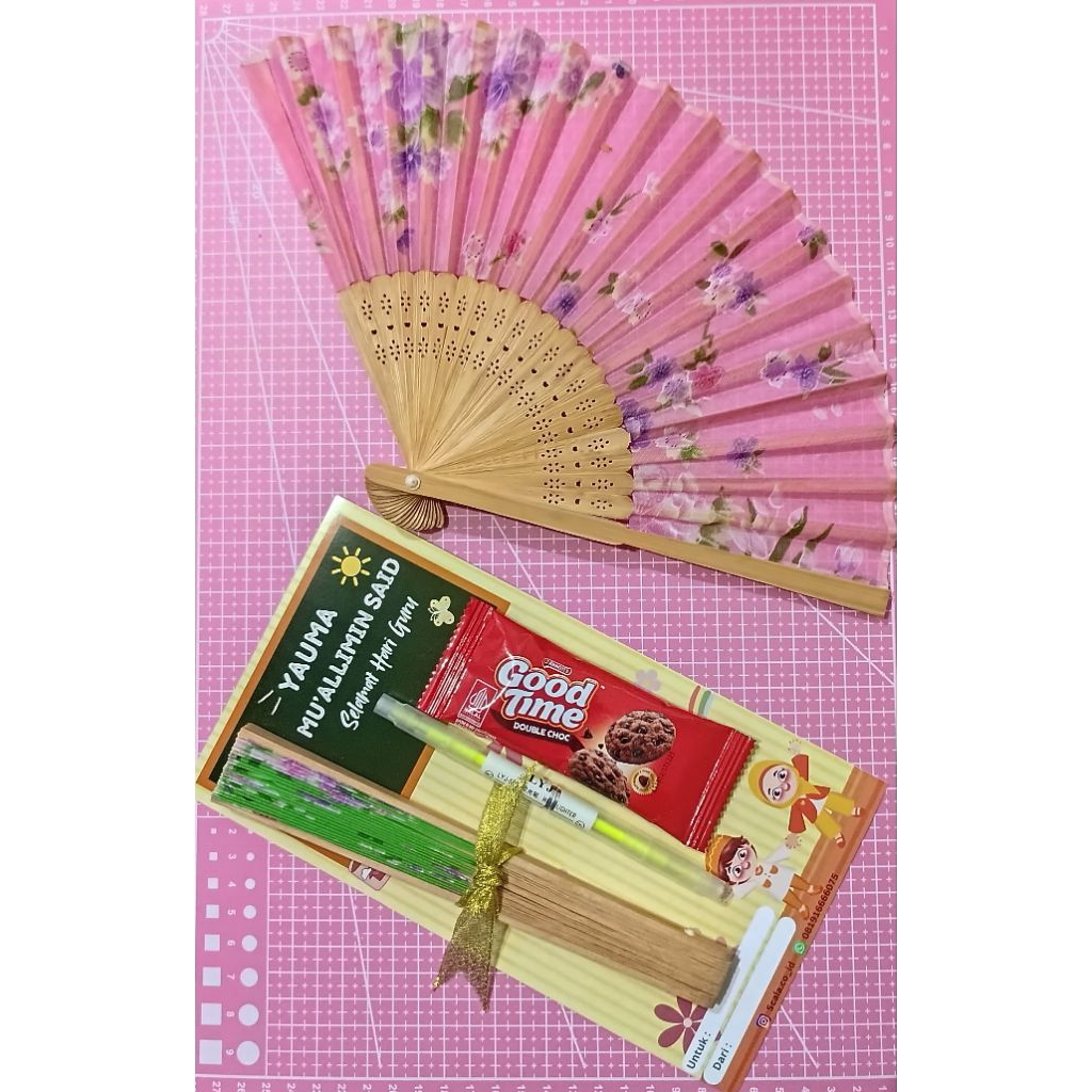 Hari Guru Souvenir