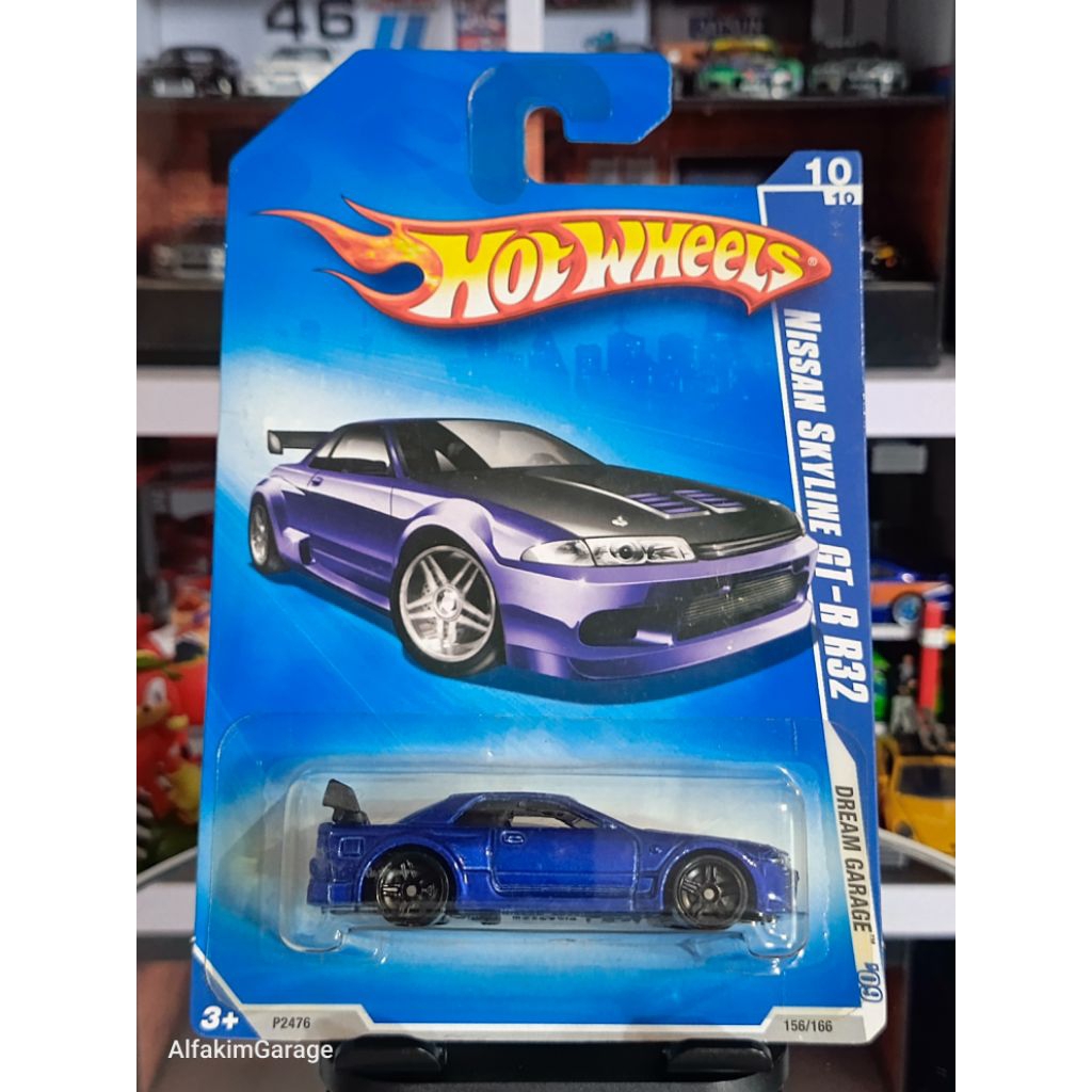 Hot Wheels Nissan Skyline First Edition 7 of 42 / Dream Garage Nissan Skyline GT-R32 Free Protector 