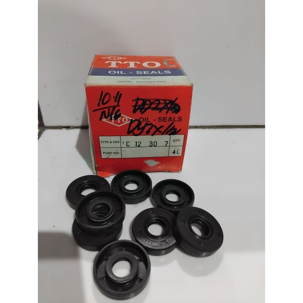 OIL SEAL TTO 12x30X7 / SEAL 12x30x7 MERK TTO / OIL SEAL 12x30x7 TTO