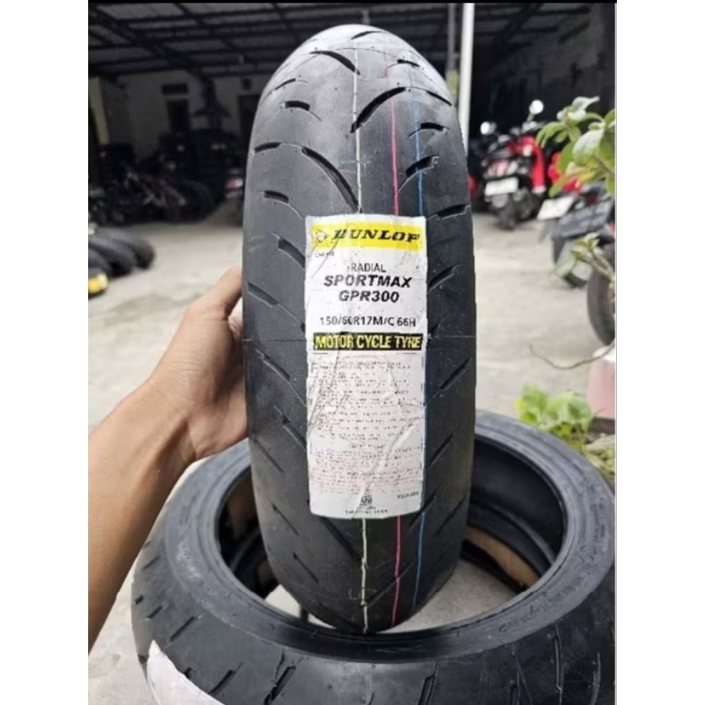Ban blakang supermoto ring 17 merk DUNLOP ukuran 150/60-17